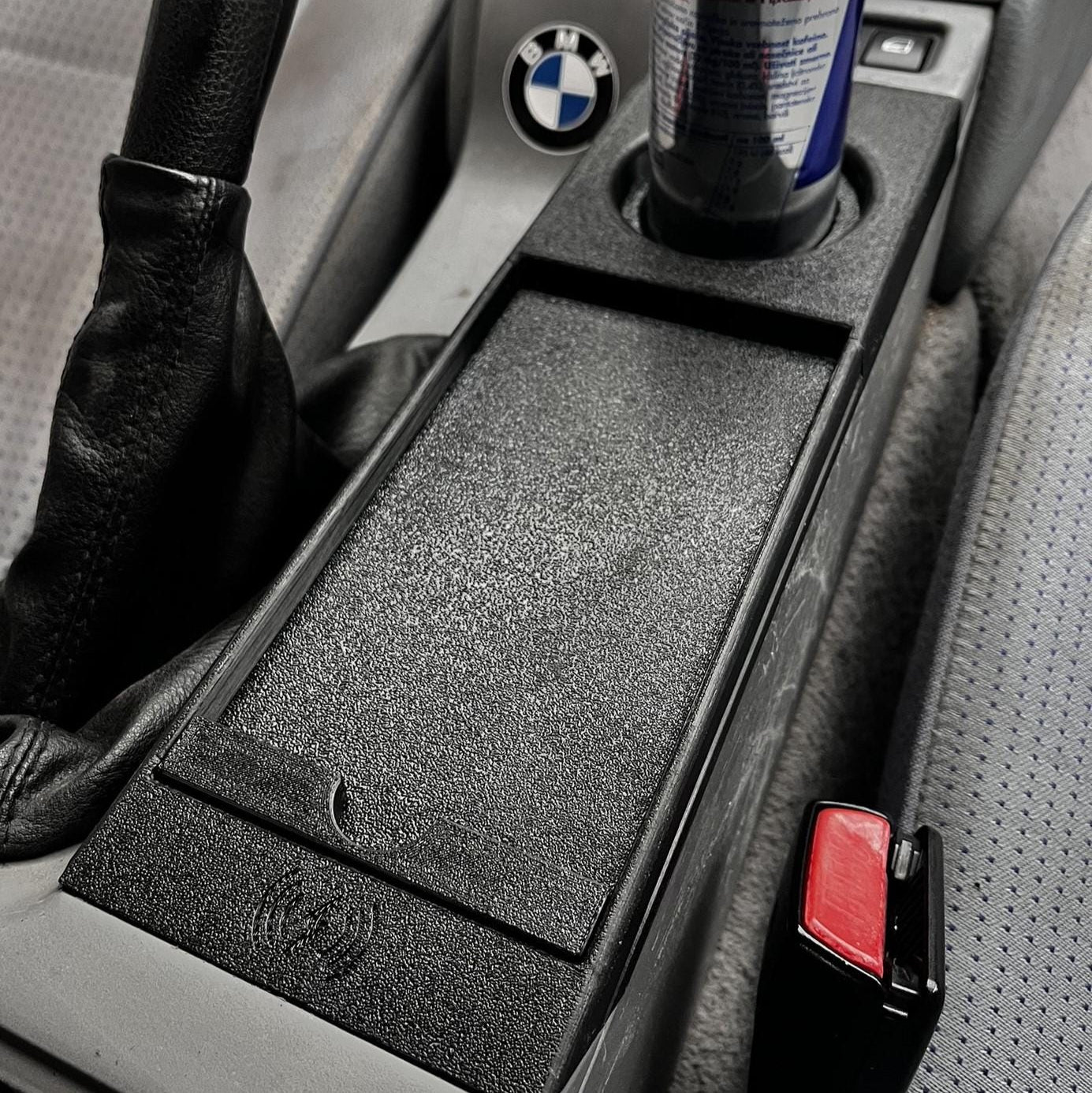 BMW E46 Wireless Charger